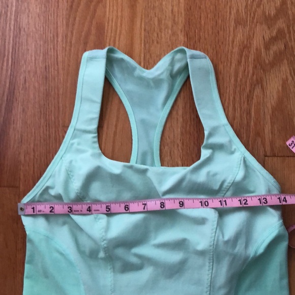 Lululemon Raceback Mint Green Build in Bra Tank - Picture 11 of 12